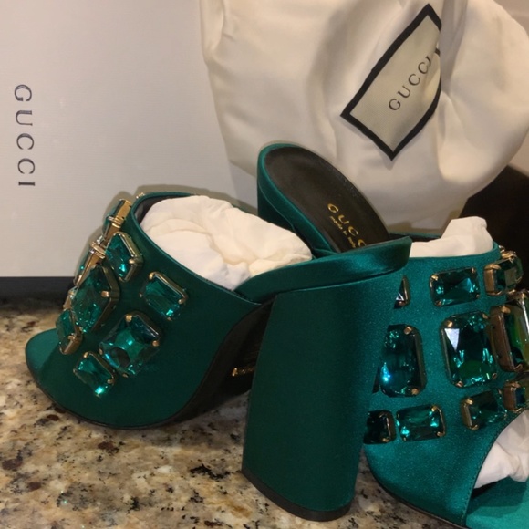 GUCCI HEELS - Picture 4 of 4